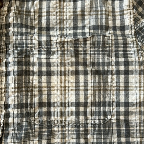 Royal Robbins Short Sleeve Button up Shirt Mens Large Outdoor Gray/Tan Plaid - Picture 2 of 13